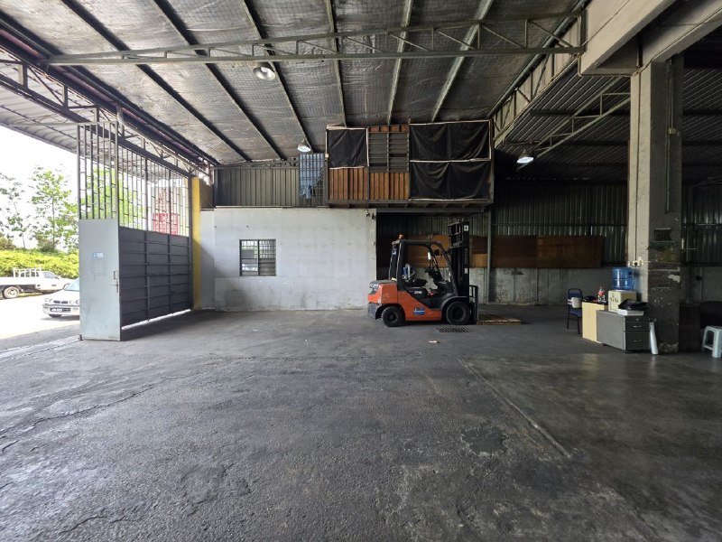 Impian Emas, Jalan Selatan — Semi D Factory for Rent — photo 6