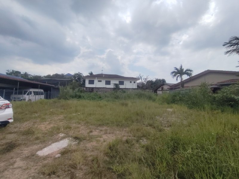 Senai — Industrial land for Rent