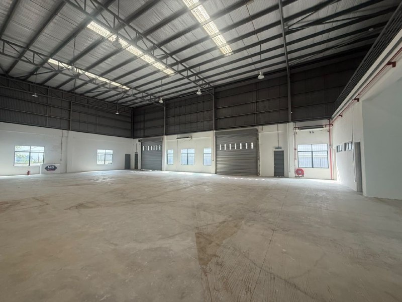 Eco Business Park 1 @ Phase 1 — Semi-detached Factory for Rent — photo 3