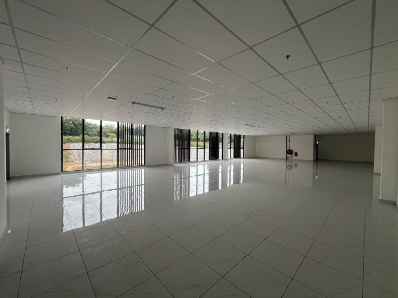 SILC Detached Factory with Two-Storey Office for Rent — 99,833 sqft — photo 2