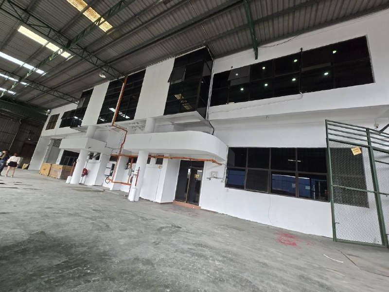 Desa Cemerlang — Semi D Factory for Rent