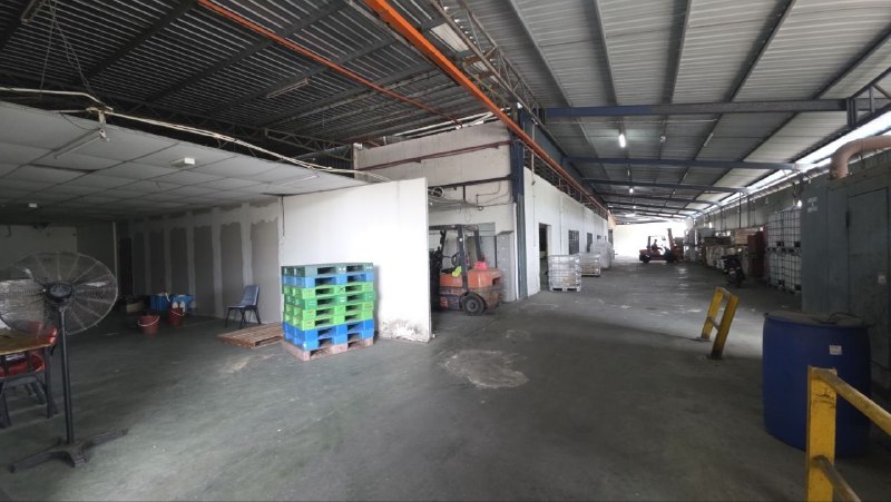 Benut — Single Storey Factory for Rent — photo 4
