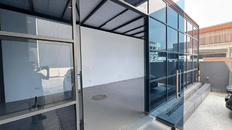 Desa Cemerlang — Semi-detached factory for Sale or Rent