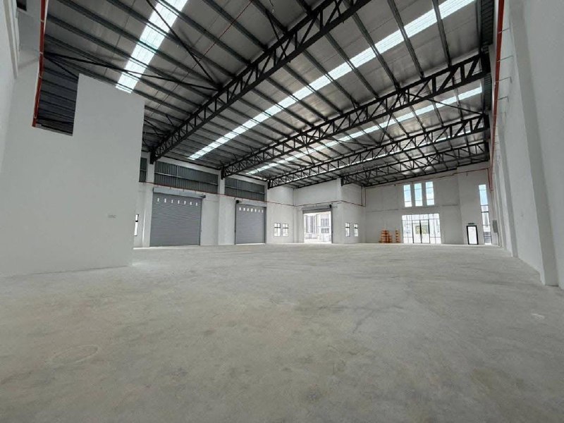 Eco Business Park (Phase 3 ) @ Dato Onn / Kempas — 1 Storey Semi Detached Factory for Rent — photo 7
