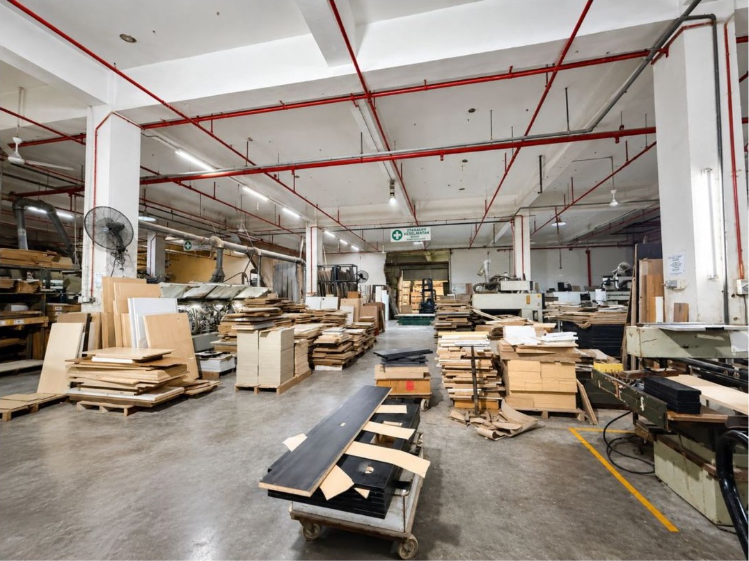 Freehold Multi-Storey Detached Factory for Sale in Taman Perindustrian Cemerlang — photo 2