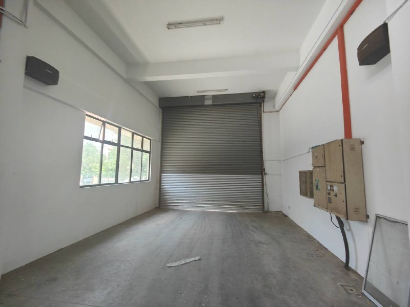 Desa Cemerlang — Semi-detached factory for Rent — photo 3