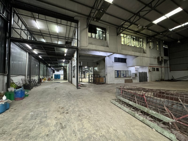 Desa Cemerlang — Semi-Detached Factory for Rent — photo 2
