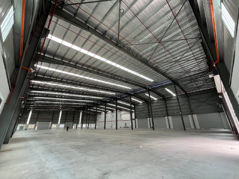 Desa Cemerlang — Single Storey Detached Factory with 2 Storey Office for Rent — photo 7