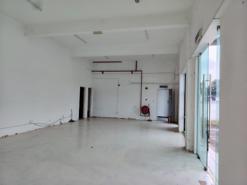 Eco Business Park 1 (Phase 1), Taman Ekoperniagaan, Johor Bahru, Johor — 1.5 Storey Semi Detached Factory for Rent — photo 1