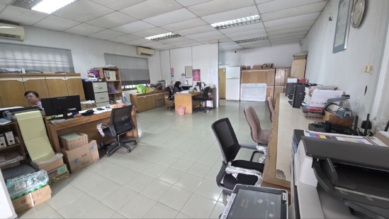 Benut — Single Storey Factory for Rent — photo 7