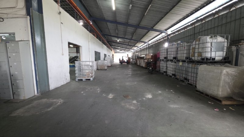 Benut — Single Storey Factory for Rent — photo 6
