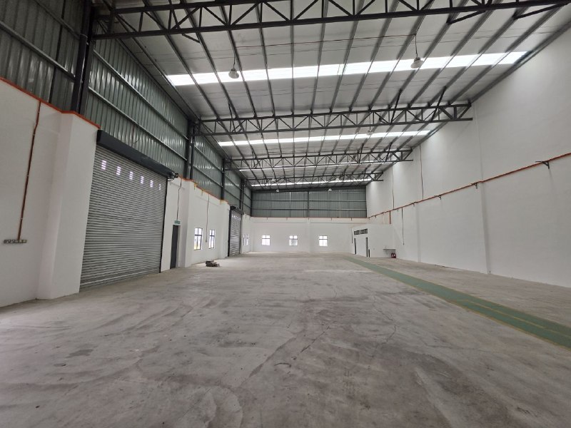 Eco Business Park 2 @ Senai — Corner 1.5 Storey Semi-detached Factory for Rent — photo 1