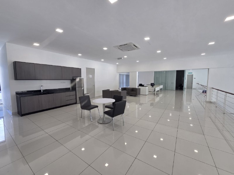 Eco Business Park 3 Main-Road Semi-Detached Factory Pair for Sale or Rent — photo 9