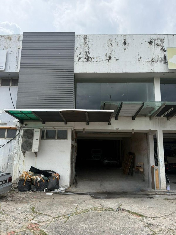 Taman Universiti — Double Storey Terrace Factory for Rent — photo 3
