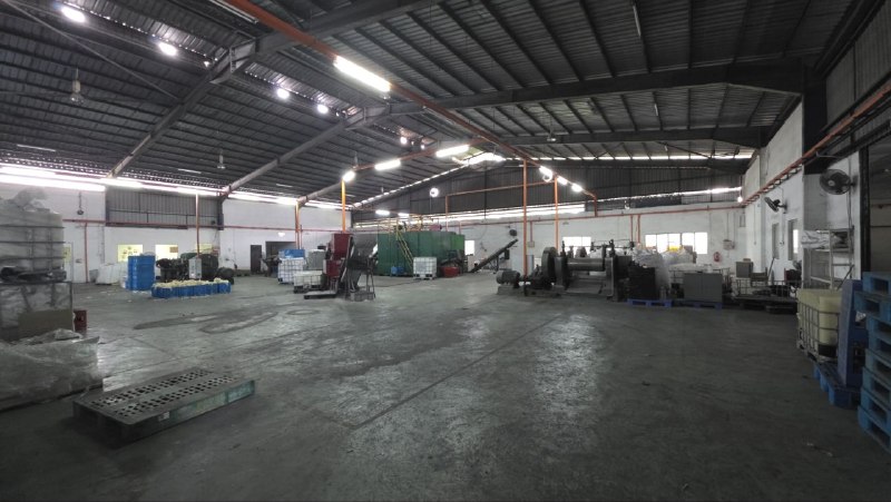 Benut Kampung Parit Marjunit — Single Storey Factory for Rent — photo 4