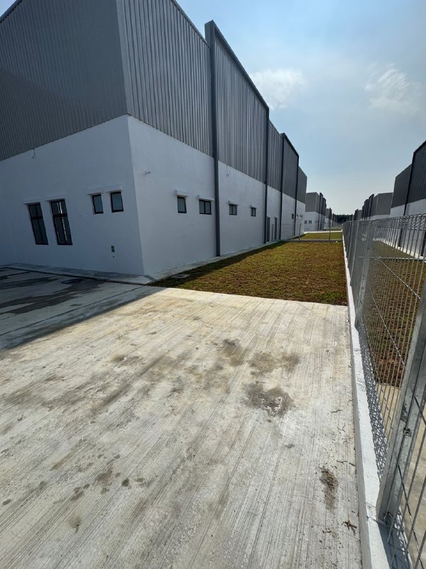 Eco Business Park 1 — Semi-detached factory, corner for Rent — photo 5