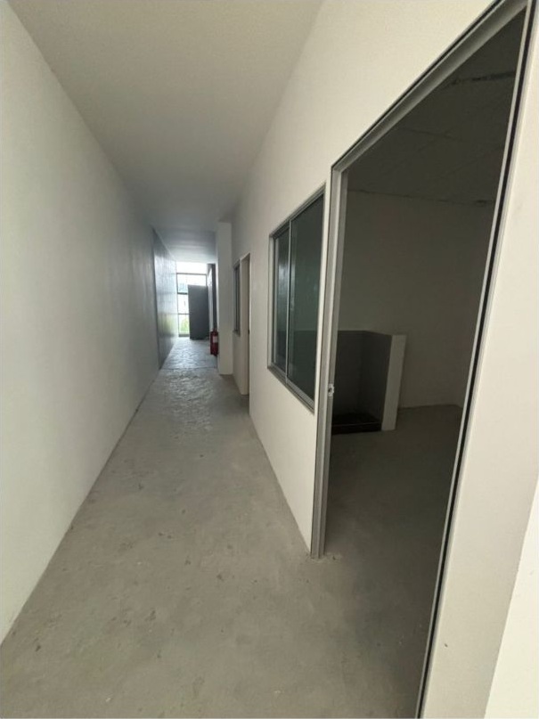 Desa Cemerlang Type H Semi-Detached Factory for Sale — 21,131 sqft Land — photo 8