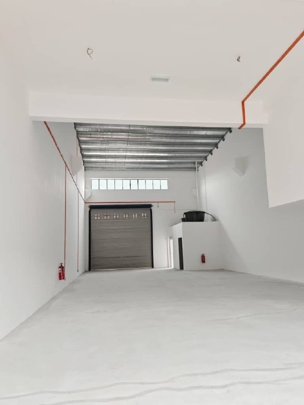 Empire Park, Kulai — 1.5 Storey Terrace Factory (Intermediate) for Rent — photo 4
