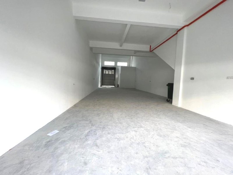 Jalan Bistari x, Taman Industri Jaya, Skudai. — Double Storey of Terrace Factory for Rent — photo 3