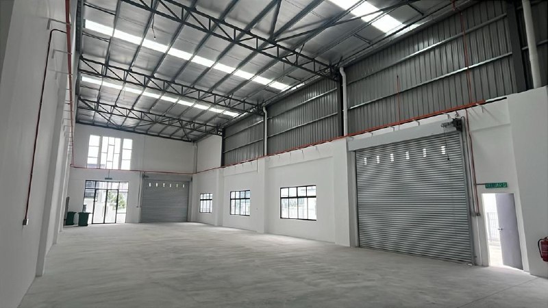 Eco Business Park (Phase 3 ) @ Dato Onn / Kempas — 1 Storey Semi Detached Factory for Rent — photo 2