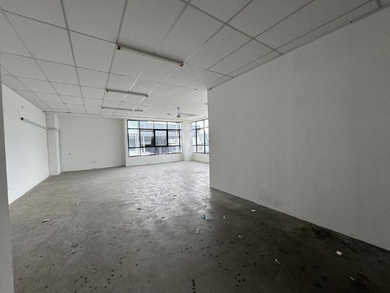 Desa Cemerlang — 2 Storey Cluster Factory for Rent — photo 4