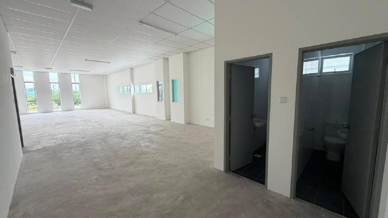SiLC @ Gelang Patah — Semi-detached Medium Industrial Factory for Sale or Rent — photo 6