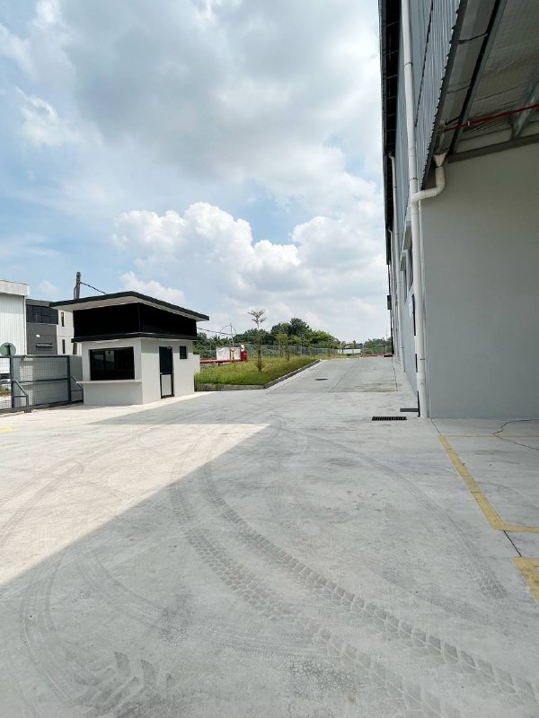 Impian Emas, JB — Single storey detached factory for Sale or Rent — photo 2