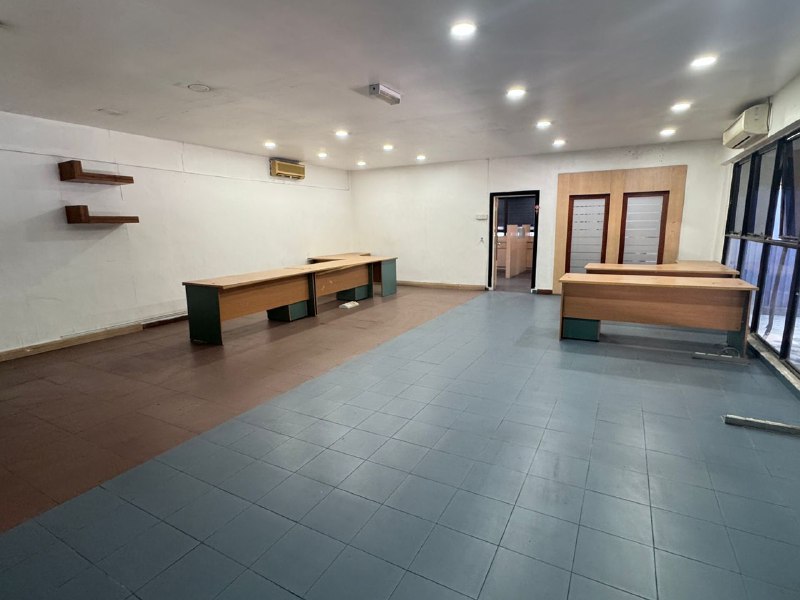 Jalan Maju @ Desa Cemerlang — 1.5 Storey Semi Detached Factory ( 2x adjoining unit ) for Rent — photo 4