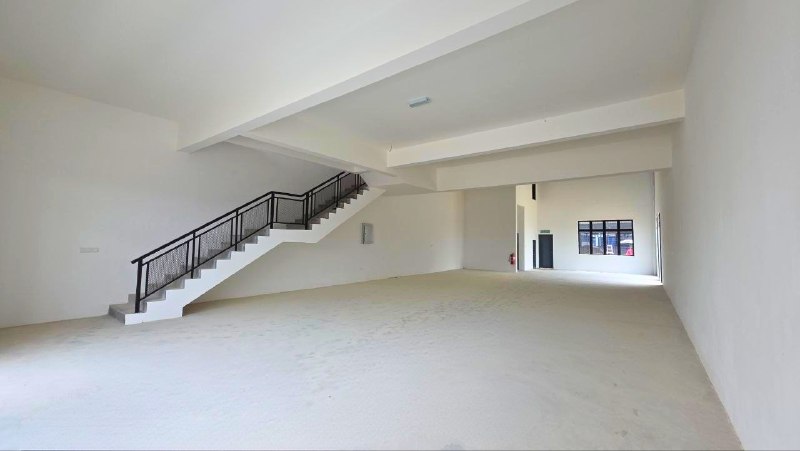 Indahpura, Kulai (K-City), Johor — 1.5-Storey Terrace Factory (Commercial Concept) for Sale or Rent — photo 2