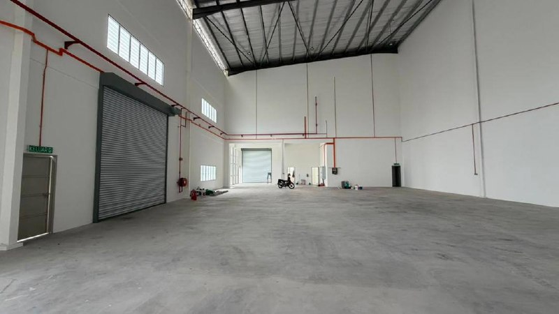 SiLC @ Gelang Patah — Semi-detached Medium Industrial Factory for Sale or Rent — photo 3