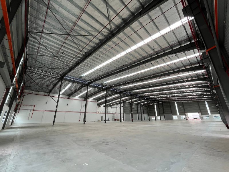 Desa Cemerlang — Single Storey Detached Factory with 2 Storey Office for Rent — photo 6
