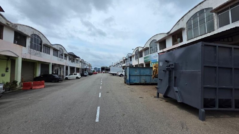 Seelong, Senai Idaman — 1.5 Storey Terrace Factory for Sale — photo 2