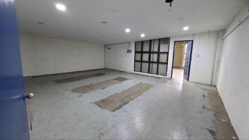 Taman Sri Yaacob — 1.5 Storey Semi-D Factory for Rent — photo 7