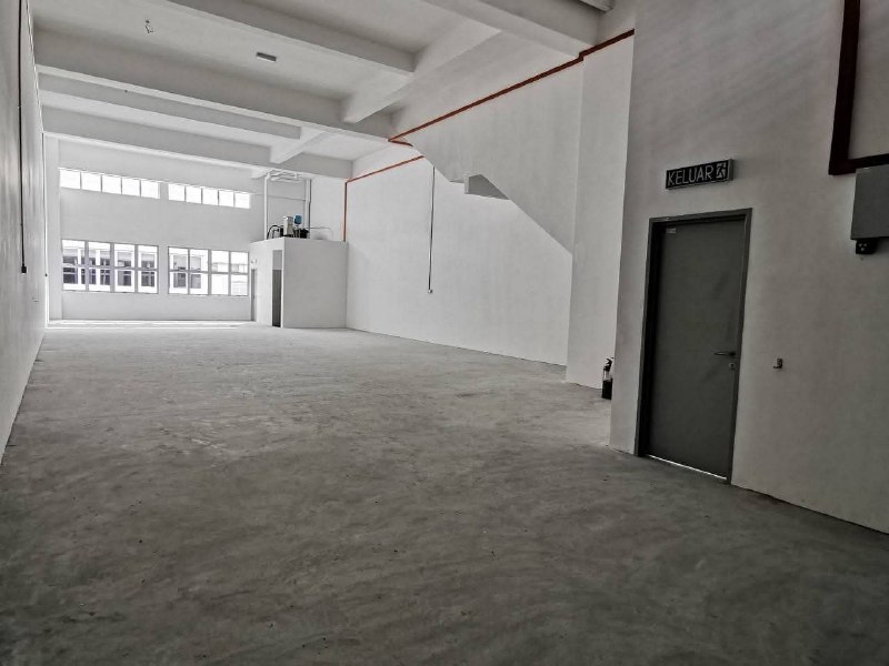 Desa Cemerlang — Factory for Rent — photo 4