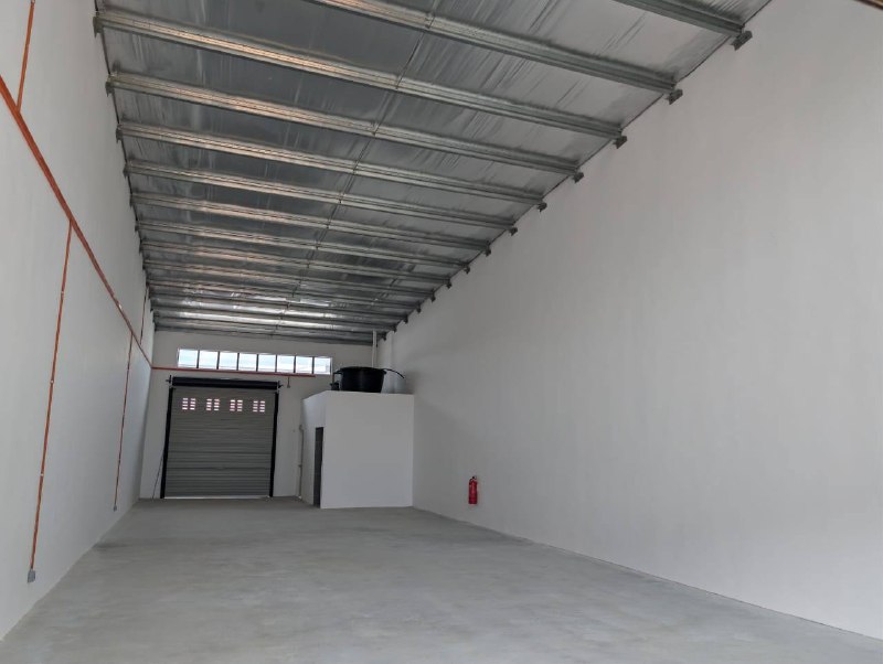 Kulai — Single Storey Terrace Factory for Rent — photo 5