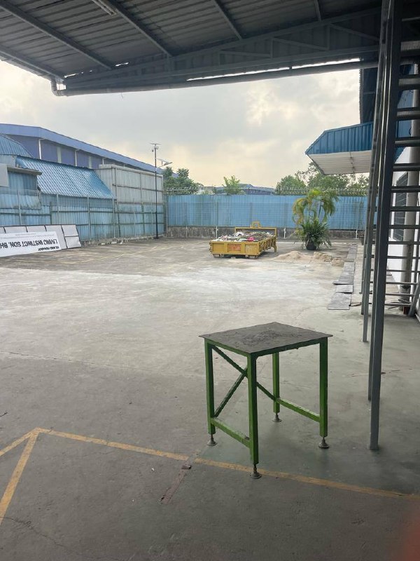 Kawasan Perindustrian Ulu Tiram, Ulu Tiram — 1.5 Storey Detached Factory for Rent — photo 5