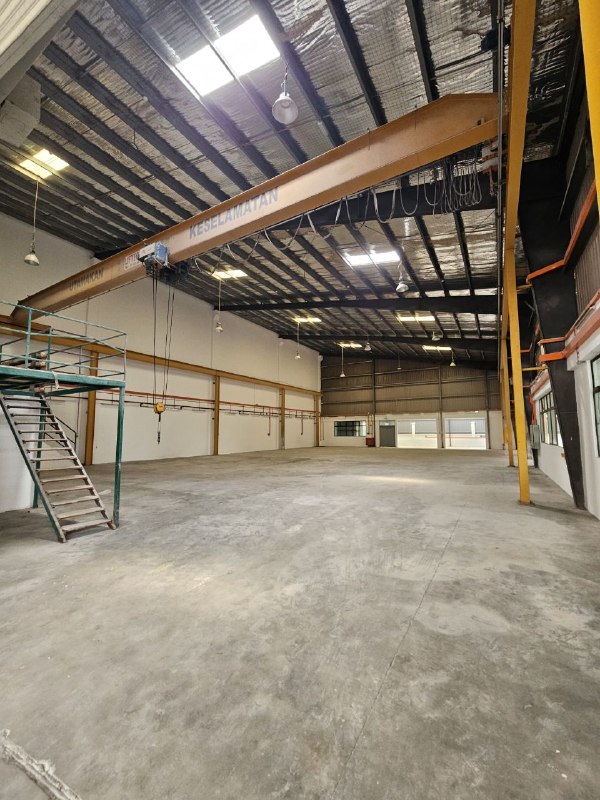 Desa Cemerlang — Semi-detached factory for Rent (22,262 sqft built-up) — photo 3
