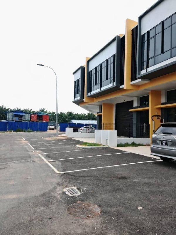 Empire Park, Kulai — 1.5 Storey Terrace Factory (Intermediate) for Rent — photo 1