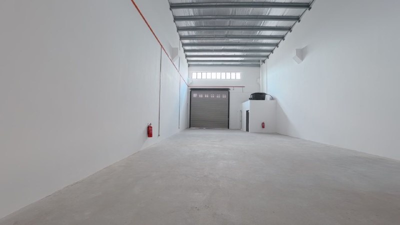 Empire Park, Jalan Embayar, Kulai — 1.5-storey terrace factory for Rent — photo 4