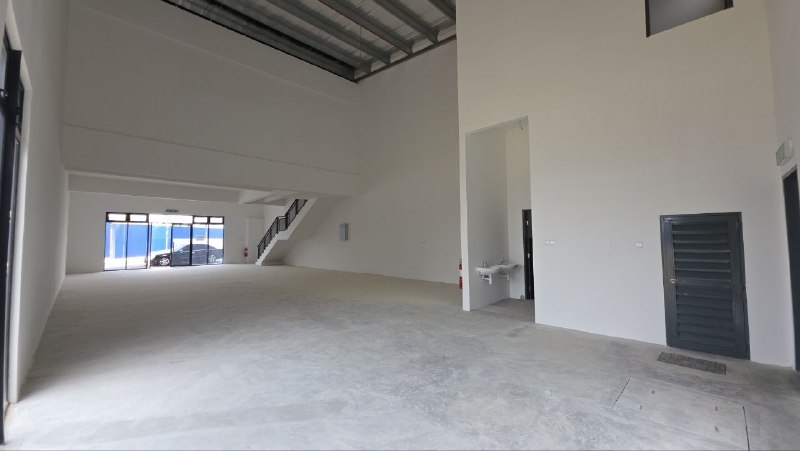 Indahpura Kulai (K-City) — 1.5 storey Terrace Factory (commercial concept) for Rent — photo 3