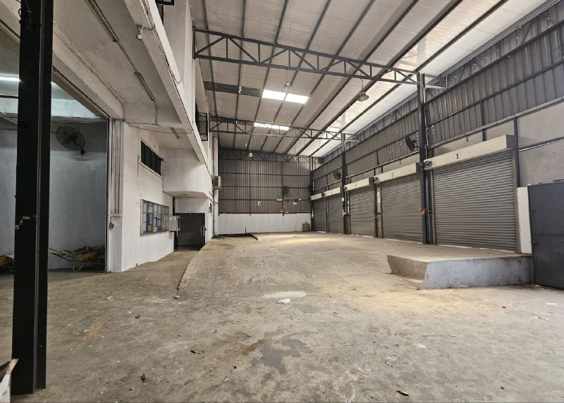Desa Cemerlang — Semi-detached factory for Rent (31,000 sqft built-up) — photo 5