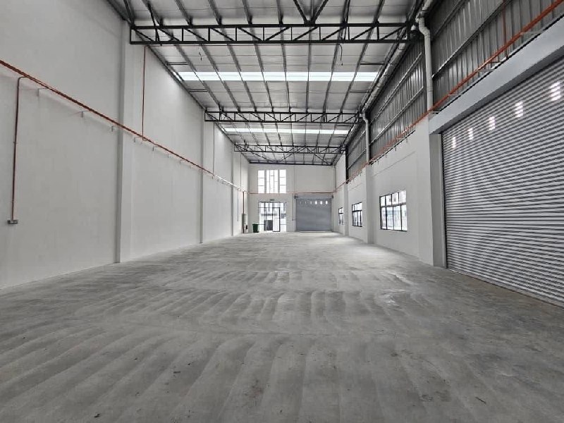 Eco Business Park (Phase 3 ) @ Dato Onn / Kempas — 1 Storey Semi Detached Factory for Rent — photo 3
