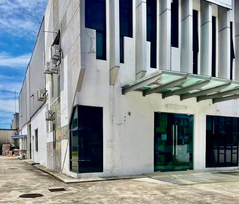 Eco Business Park 1 @ Dato Onn — Semi-detached Corner Factory for Rent — photo 6
