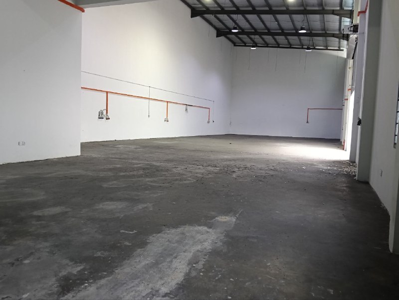 Tmn Perindustrian Tropika ( Desa Cemerlang ) — Single Storey Cluster Semi D with 2 storey office block for Rent