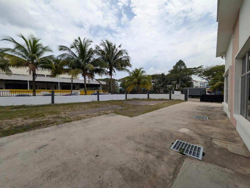 Lagenda Industrial Park — 1.5 Storey Cluster Factory for Rent — photo 7