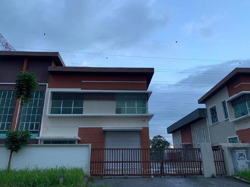 Kempas — Semi-Detached Factory for Sale or Rent